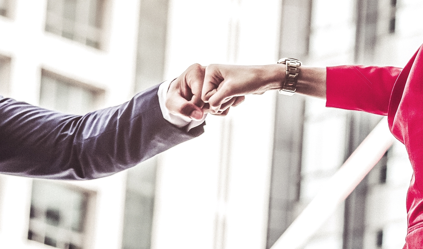 Significant cloud contract win and order update